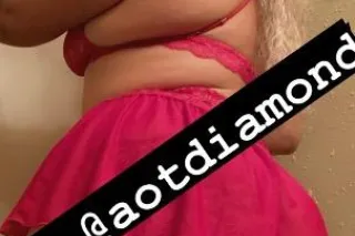 exotic blonde goddess - Image 1